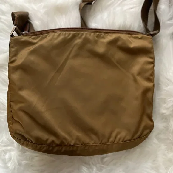 Prada Bag - Picture 2 of 6